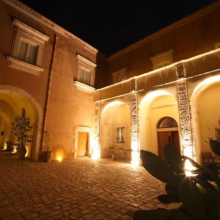 الشقق الفندقية إيسبيكافي  Palazzo Gambuzza المظهر الخارجي الصورة