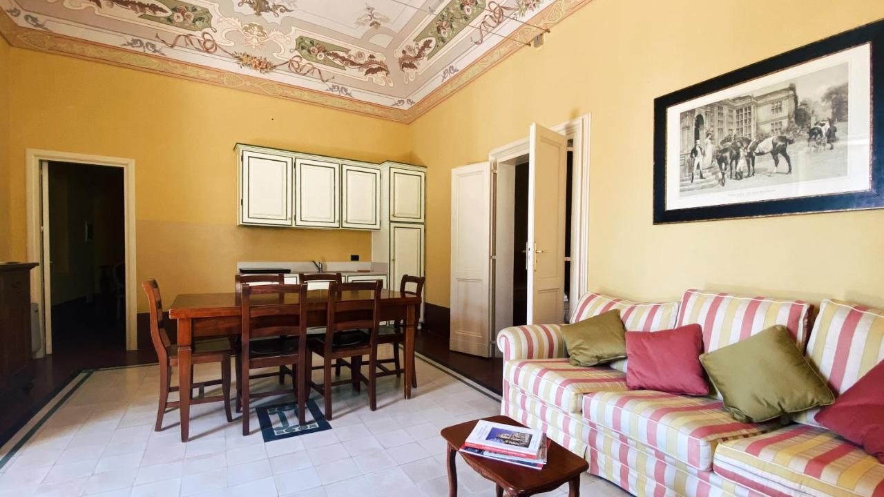 الشقق الفندقية إيسبيكافي  Palazzo Gambuzza المظهر الخارجي الصورة