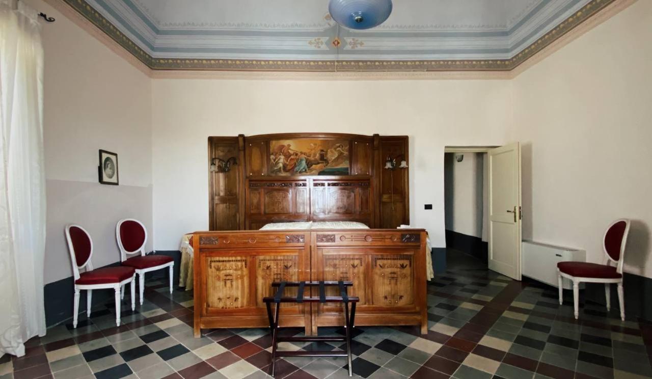 الشقق الفندقية إيسبيكافي  Palazzo Gambuzza المظهر الخارجي الصورة