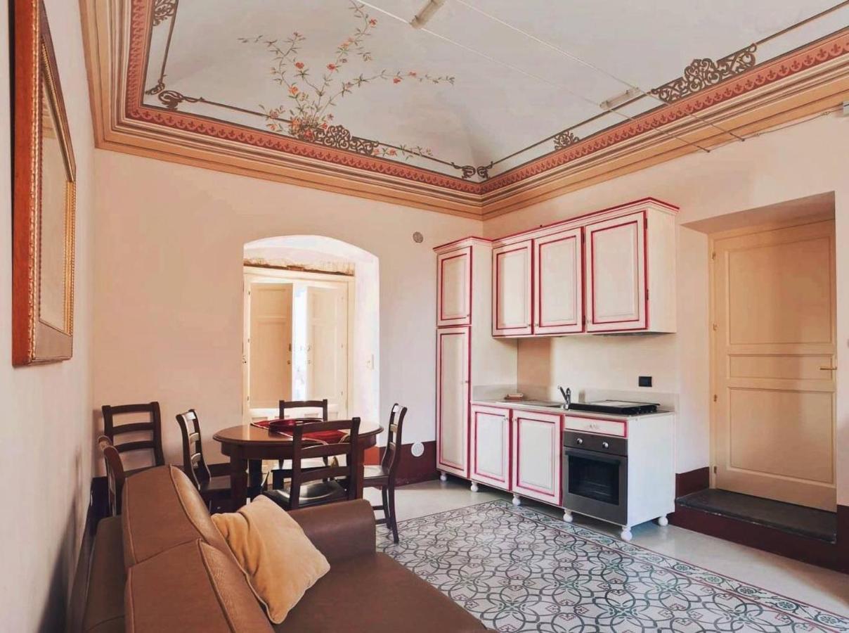 الشقق الفندقية إيسبيكافي  Palazzo Gambuzza المظهر الخارجي الصورة