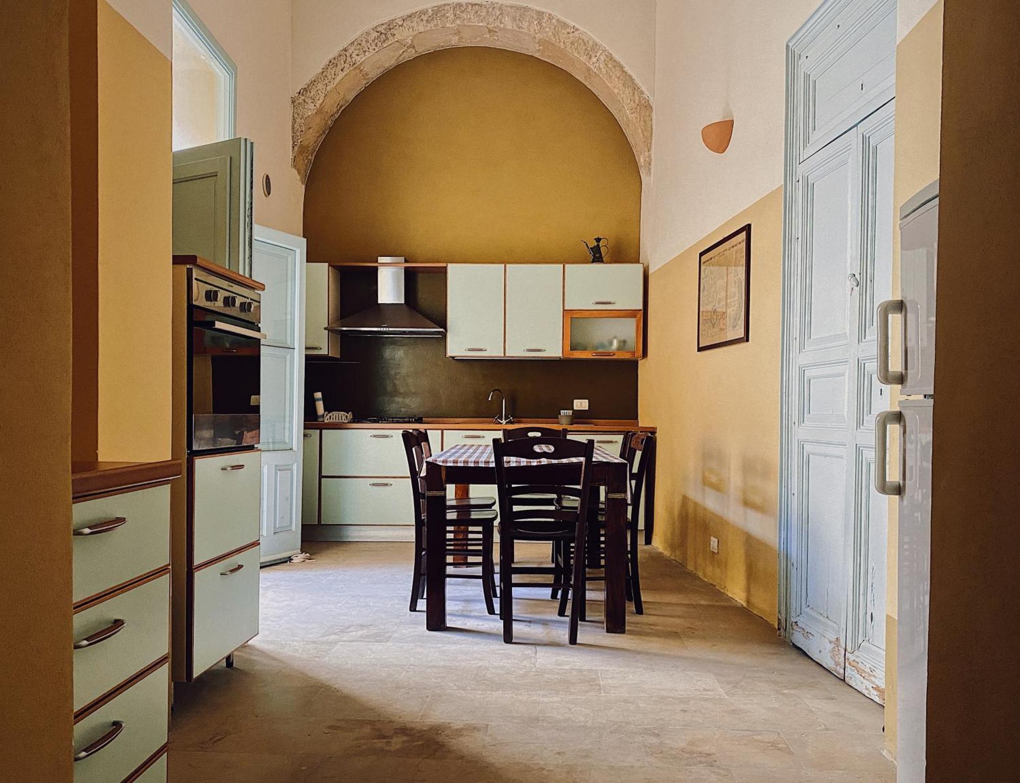 الشقق الفندقية إيسبيكافي  Palazzo Gambuzza الغرفة الصورة